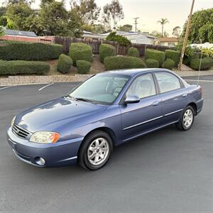 2002 Kia Spectra LS Sedan