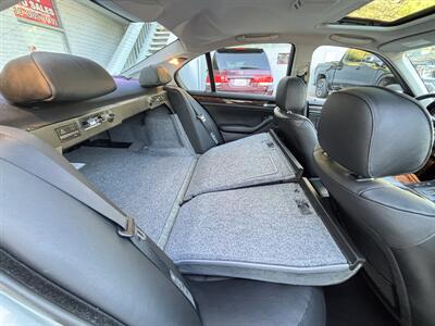 2002 BMW 325xi   - Photo 11 - San Diego, CA 92115