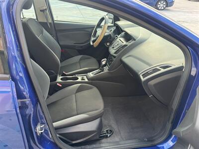 2012 Ford Focus S   - Photo 10 - Los Angeles, CA 90047