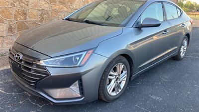 2019 Hyundai ELANTRA SEL Sedan