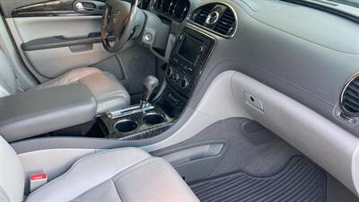 2014 Buick Enclave Premium   - Photo 16 - Clyde, TX 79510