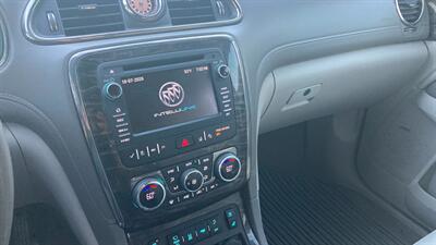 2014 Buick Enclave Premium   - Photo 20 - Clyde, TX 79510