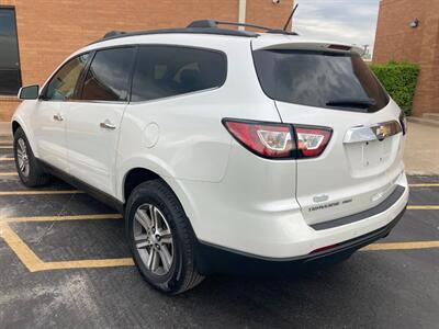 2017 Chevrolet Traverse LT - Photo 3 - Clyde, TX 79510
