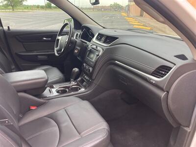 2017 Chevrolet Traverse LT - Photo 16 - Clyde, TX 79510