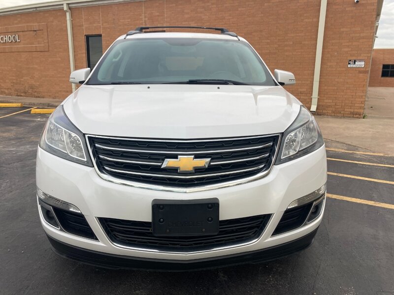 2017 Chevrolet Traverse LT - Photo 7 - Clyde, TX 79510