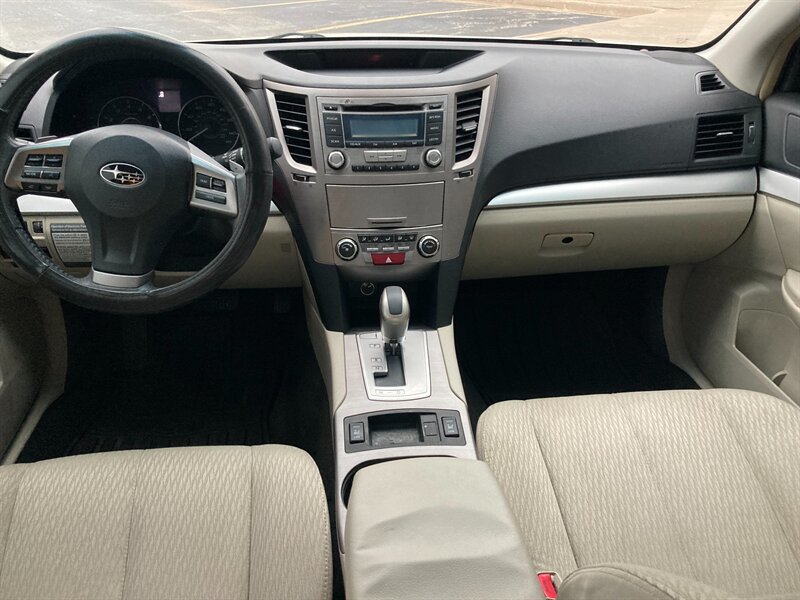 2012 Subaru Legacy 2.5i Premium - Photo 11 - Clyde, TX 79510