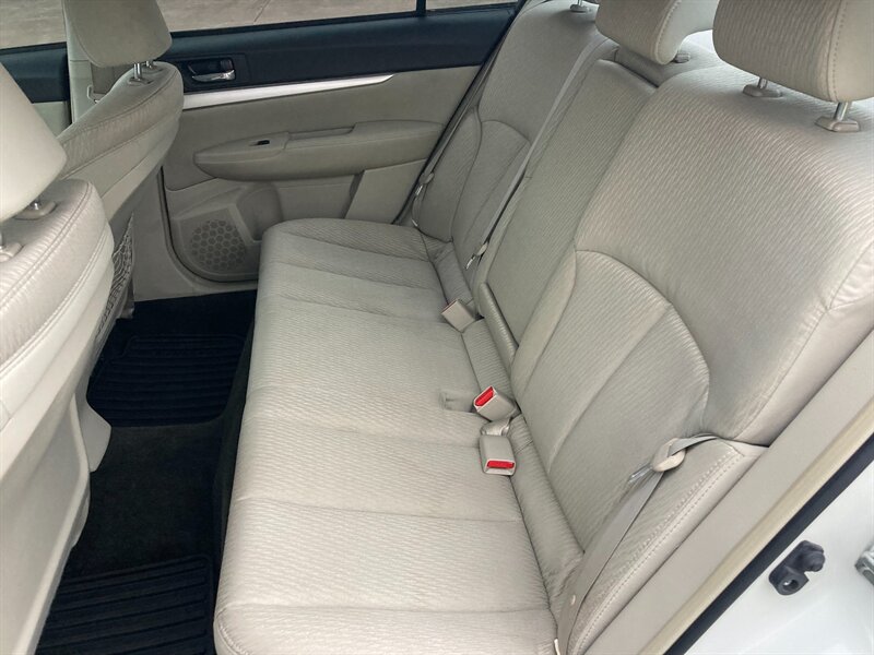 2012 Subaru Legacy 2.5i Premium - Photo 13 - Clyde, TX 79510