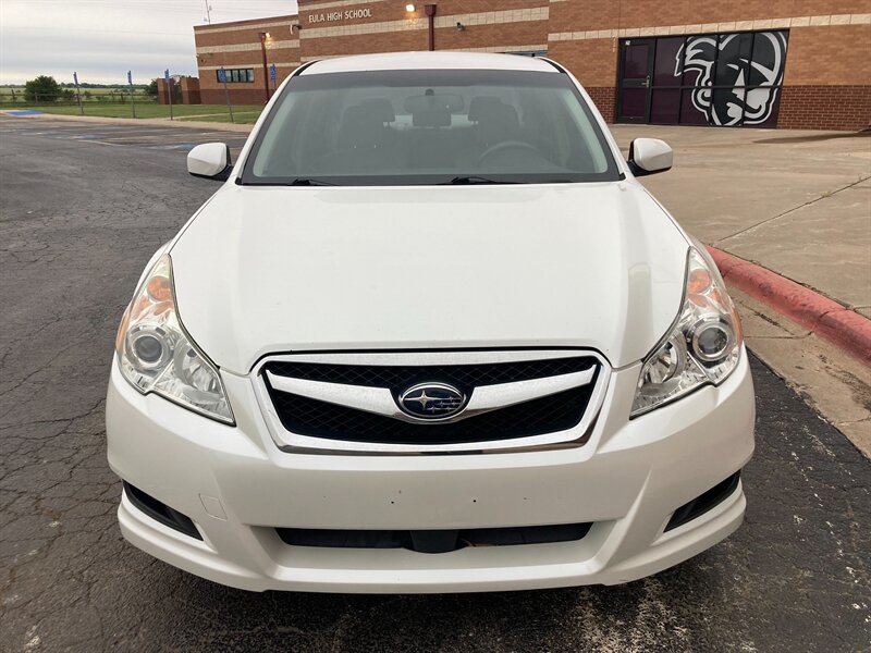 2012 Subaru Legacy 2.5i Premium - Photo 7 - Clyde, TX 79510