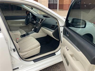 2012 Subaru Legacy 2.5i Premium - Photo 14 - Clyde, TX 79510