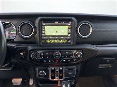 2022 Jeep Wrangler Sahara 4xe - Photo 10 - North Vancouver, BC V7P 1A4