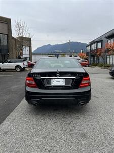 2012 Mercedes-Benz C 250 4MATIC - Photo 2 - North Vancouver, BC V7P 1A4
