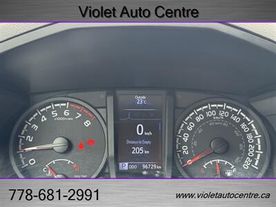 2022 Toyota Tacoma SR5 V6 - Photo 14 - North Vancouver, BC V7P 1A4