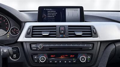 2015 BMW 320i xDrive - Photo 18 - North Vancouver, BC V7P 1A4