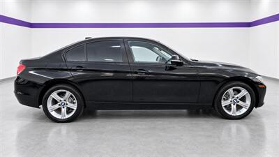 2015 BMW 320i xDrive - Photo 3 - North Vancouver, BC V7P 1A4