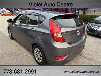 2016 Hyundai ACCENT SE - Photo 8 - North Vancouver, BC V7P 1A4