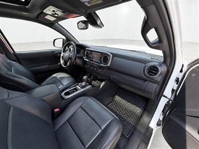 2021 Toyota Tacoma TRD Sport - Photo 16 - North Vancouver, BC V7P 1A4