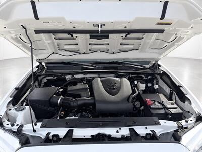 2021 Toyota Tacoma TRD Sport - Photo 15 - North Vancouver, BC V7P 1A4