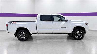 2021 Toyota Tacoma TRD Sport - Photo 6 - North Vancouver, BC V7P 1A4