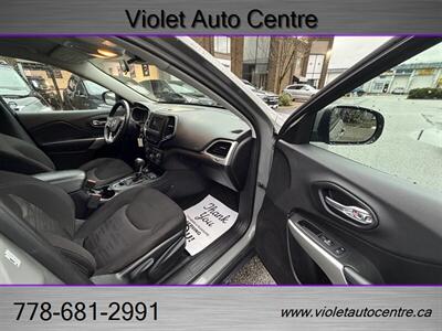 2019 Jeep Cherokee Sport - Photo 10 - North Vancouver, BC V7P 1A4