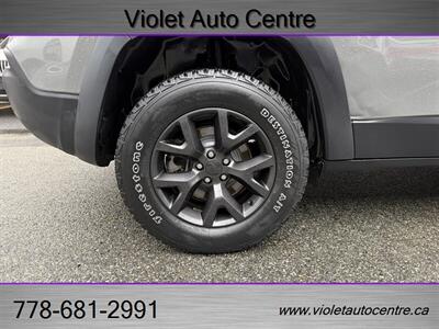 2019 Jeep Cherokee Sport - Photo 18 - North Vancouver, BC V7P 1A4