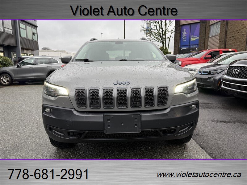 2019 Jeep Cherokee Sport  