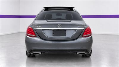 2017 Mercedes-Benz C 300 4MATIC - Photo 4 - North Vancouver, BC V7P 1A4