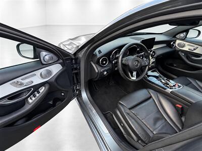 2017 Mercedes-Benz C 300 4MATIC - Photo 17 - North Vancouver, BC V7P 1A4