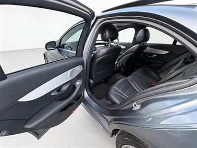 2017 Mercedes-Benz C 300 4MATIC - Photo 18 - North Vancouver, BC V7P 1A4