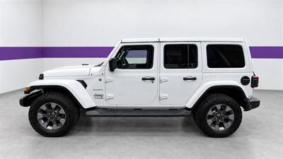 2018 Jeep Wrangler Unlimeted Sahara - Photo 2 - North Vancouver, BC V7P 1A4