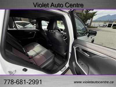 2023 Toyota RAV4 Prime XSE   - Photo 12 - North Vancouver, BC V7P 1A4