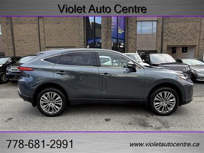 2024 Toyota Venza Limited - Photo 5 - North Vancouver, BC V7P 1A4