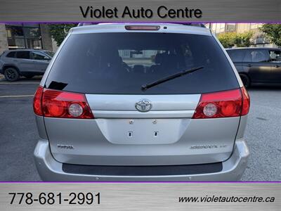 2007 Toyota Sienna CE 7-Passenger - Photo 2 - North Vancouver, BC V7P 1A4