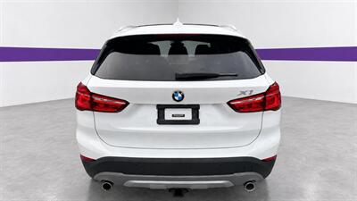 2016 BMW X1 xDrive28i - Photo 5 - North Vancouver, BC V7P 1A4