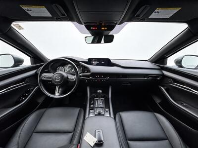 2023 Mazda Mazda3 Hatchback GS - Photo 12 - North Vancouver, BC V7P 1A4