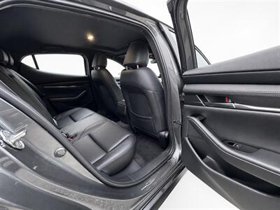 2023 Mazda Mazda3 Hatchback GS - Photo 16 - North Vancouver, BC V7P 1A4