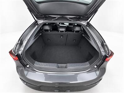2023 Mazda Mazda3 Hatchback GS - Photo 15 - North Vancouver, BC V7P 1A4