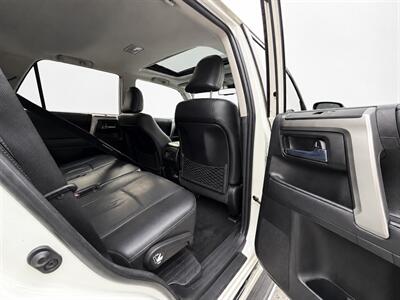2021 Toyota 4Runner Limited - Photo 13 - North Vancouver, BC V7P 1A4