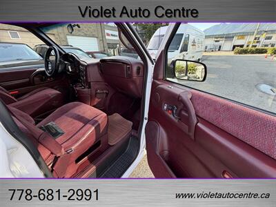 1998 GMC Safari SLX - Photo 10 - North Vancouver, BC V7P 1A4