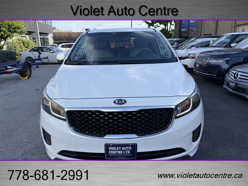 2015 Kia Sedona LX   - Photo 1 - North Vancouver, BC V7P 1A4