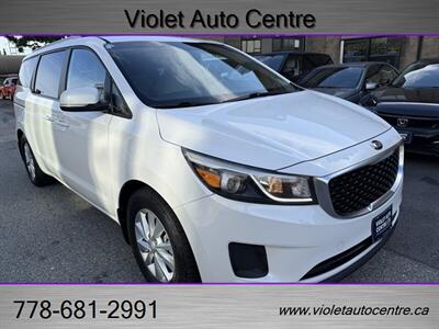 2015 Kia Sedona LX - Photo 3 - North Vancouver, BC V7P 1A4
