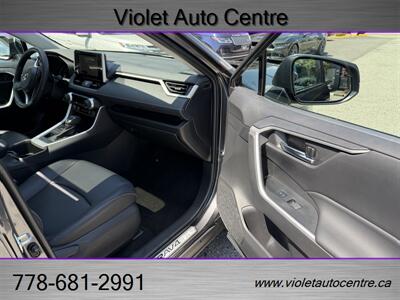 2023 Toyota RAV4 XLE - Photo 10 - North Vancouver, BC V7P 1A4