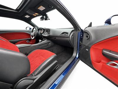 2015 Dodge Challenger R/T - Photo 10 - North Vancouver, BC V7P 1A4