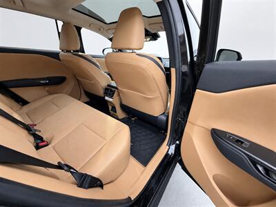 2023 Lexus RZ 450e Premium - Photo 10 - North Vancouver, BC V7P 1A4