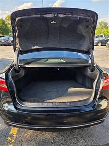 2016 Toyota Avalon Limited   - Photo 39 - Downers Grove, IL 60515