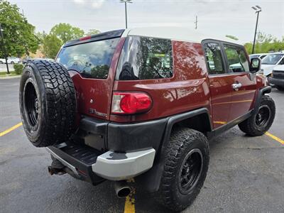 2008 Toyota FJ Cruiser - Photo 7 - Downers Grove, IL 60515