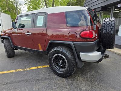 2008 Toyota FJ Cruiser - Photo 8 - Downers Grove, IL 60515