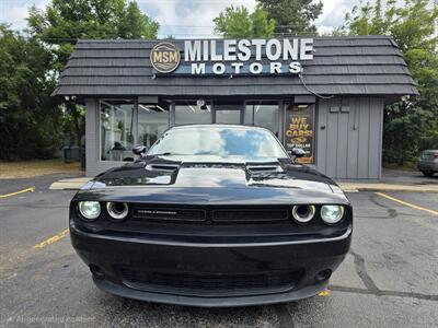 2019 Dodge Challenger SXT   - Photo 3 - Downers Grove, IL 60515