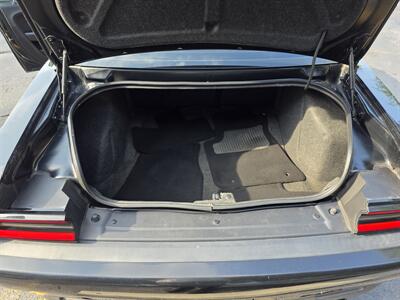 2019 Dodge Challenger SXT   - Photo 30 - Downers Grove, IL 60515