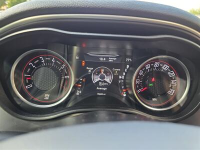 2019 Dodge Challenger SXT   - Photo 19 - Downers Grove, IL 60515