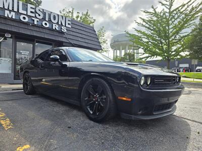 2019 Dodge Challenger SXT   - Photo 4 - Downers Grove, IL 60515
